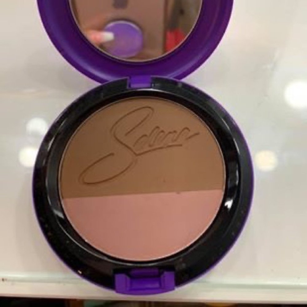 MACxSelena Powder Blush Duo in Techno Cumbia